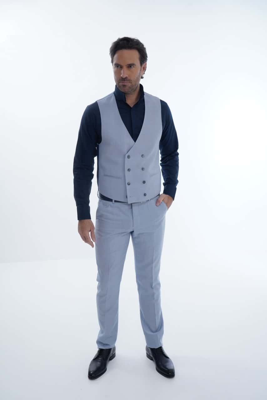 Costume sur mesure - 3 pièces bleu ciel